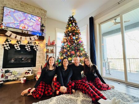 Goldsmith Family during Christmas